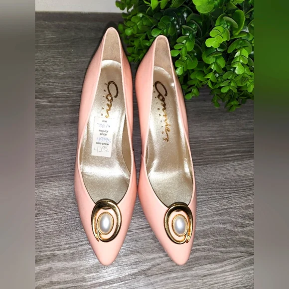 Vintage Heels - Picture 1 of 5